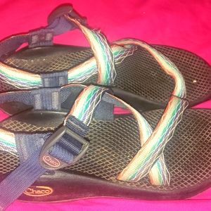 Women's Chacos Size 6